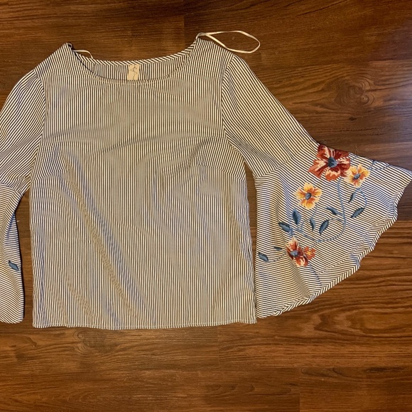 Vertical Striped Blouse with Floral Sleeve Details - Picture 2 of 3